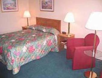 Travelodge by Wyndham New Philadelphia - image 6