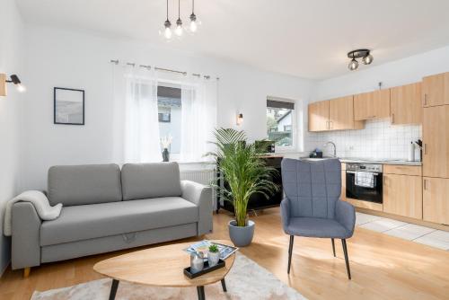 Harmony: Edersee Apartment – Sperrmauer – Lounge in Edersee, Deutschland