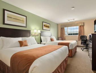 Super 8 By Wyndham Saskatoon Near Saskatoon Airport photo