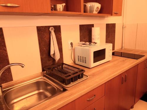 Two-Bedroom Apartment (6 Adults)