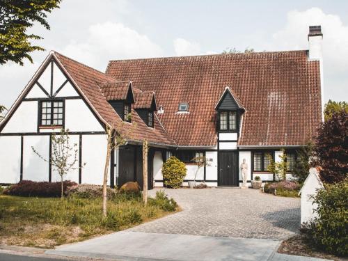 Modern holiday home in Bazel with garden gîte à louer Vijf Gemeet Gat