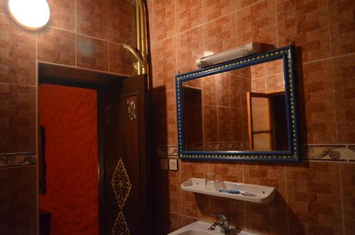 Salle de bain, Hotel Sahara in Essaouira centre