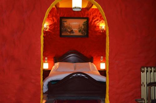 Hotel Sahara - main image