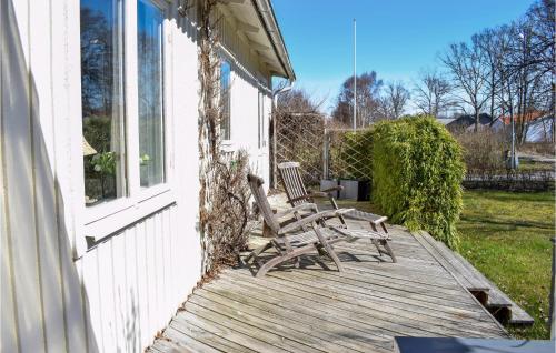 Awesome Home In Frjestaden With Wifi And 2 Bedrooms