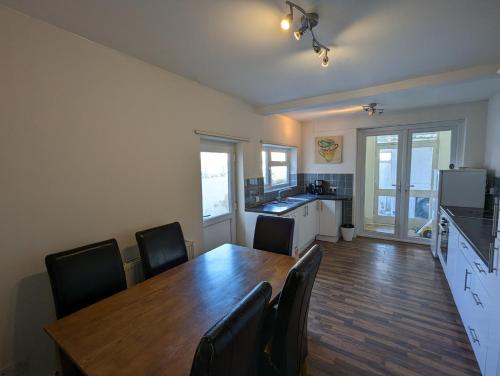 Five Bed Terrace Family Home Bristol W Parking - Bristol