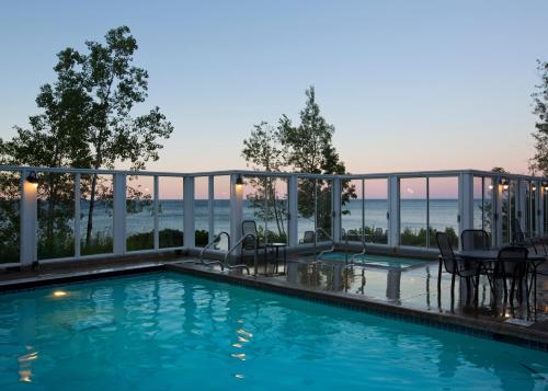 Bluefin Bay on Lake Superior 2