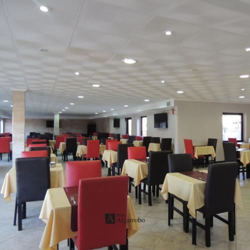 Hotel Algarrobo – Merlo, ND