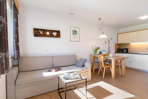 Superior One-Bedroom Apartment with Balcony