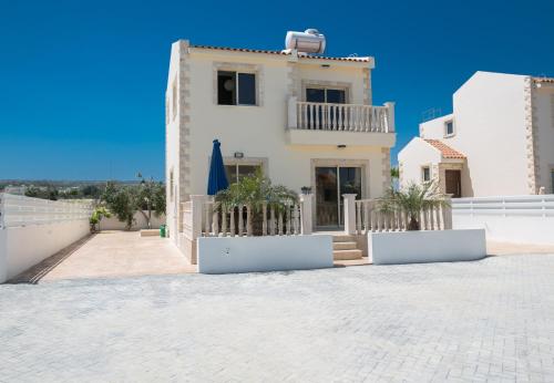 Tonia Seaview Villas