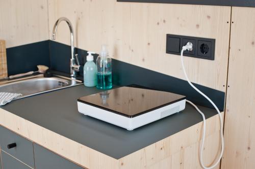 virtuve, Sleep Space 2 - Green Tiny Spot Dolmar in Rohr (Thuringia)