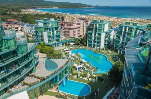 Apartment Paradise Delux in Primorsko Del Sol