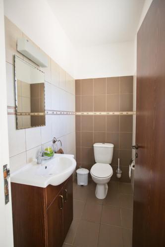 Tonia Seaview Villas