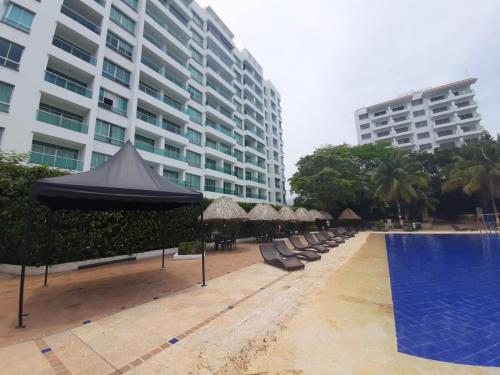 One-Bedroom Apartment with Balcony image 5