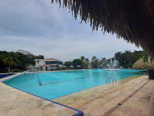 Two-Bedroom Apartment with Balcony and Sea View image 10