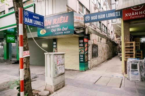 Hola House Hanoi 2 - 출입구
