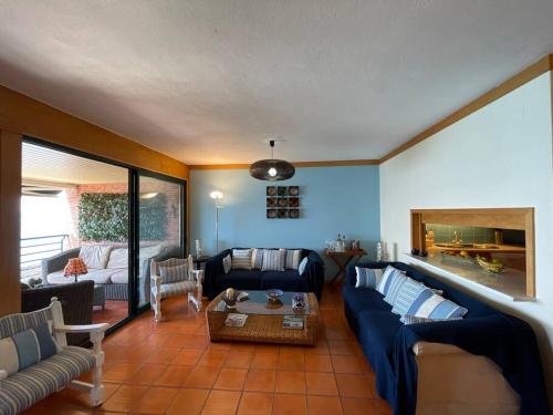 Sesimbra Retreat by the Sea - image 4