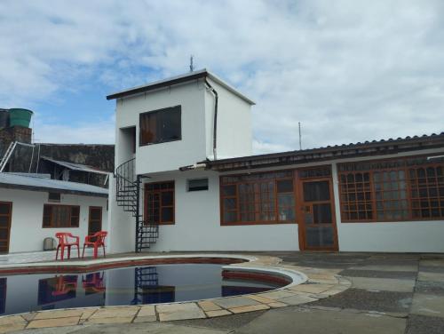 LETICIAS GUEST HOUSE