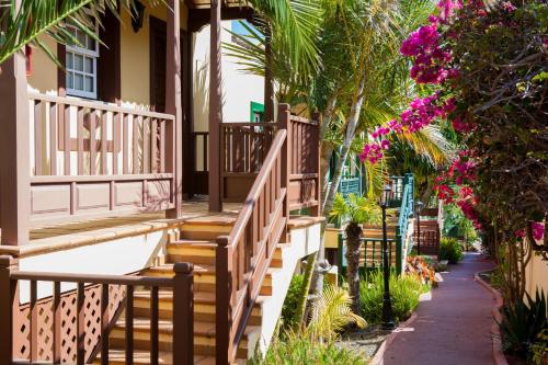 Apartamentos Oasis San Antonio - image 10