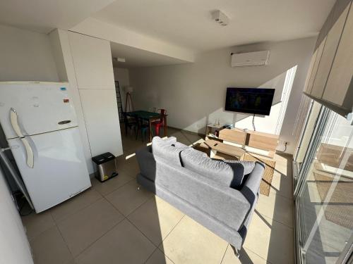 One-Bedroom Apartment image 8