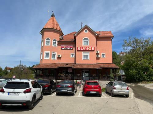 Motel restoran Sunce - Accommodation - Sremska Kamenica