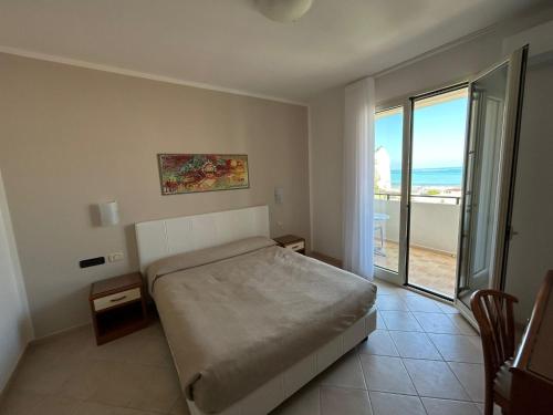 Bikini Hotel, Vieste