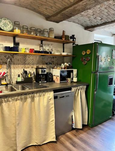 Konyha, 2 Rooms Cozy Apartment at Harmony Farmhouse 444 in Saschiz