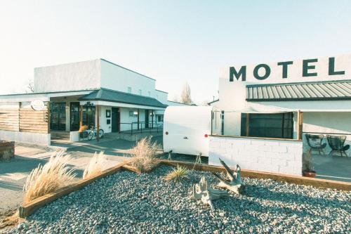 Mellow Moon Lodge - image 12