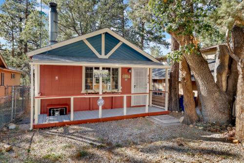 Mountain Getaway by Big Bear Vacations Adorable Sugarloaf Retreat in 大貝爾城 (CA)