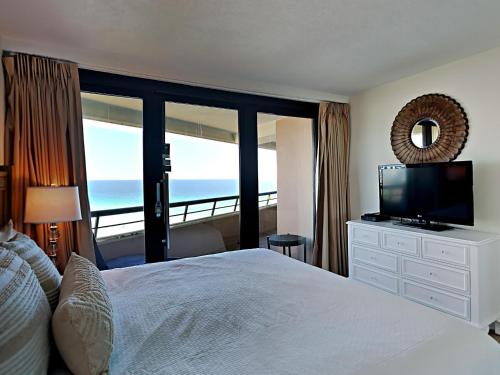 Exterior view, Edgewater #1205 near The Surf Hut