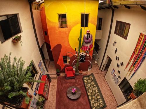 BEAR PACKER HOSTEL in Куско