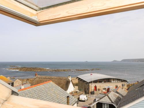Pilchard Cottage - image 11
