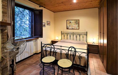 Beautiful Home In Rivotorto Di Assisi With Wifi