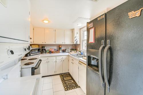 Cozy Lexington Townhome about 3 Mi to UK Campus! in Lexington, USA