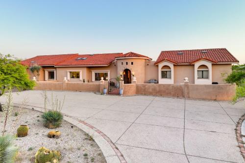 Pet-Friendly Tucson Vacation Rental with Huge Yard!