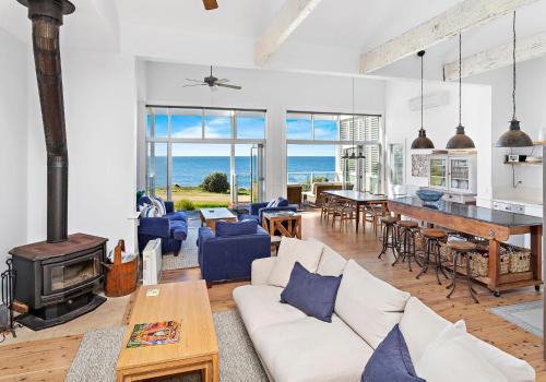 Guestroom, Hamptons Escape in Gerroa