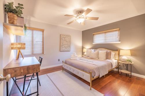 @ Marbella Lane - Brilliant 4BR Home in Fullerton, USA