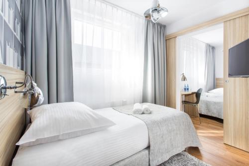 Smart Hotel - image 13