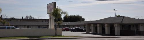 Travelers Inn Manteca – Manteca, CA