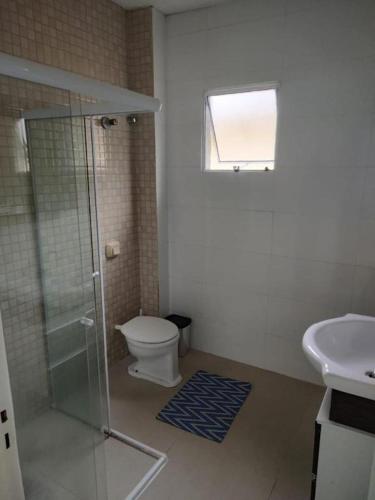 Shower, Casa bem localizada near Bom Gosto
