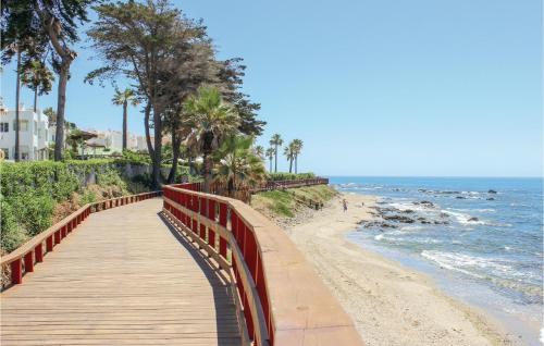 Two-Bedroom Apartment in Mijas - image 12