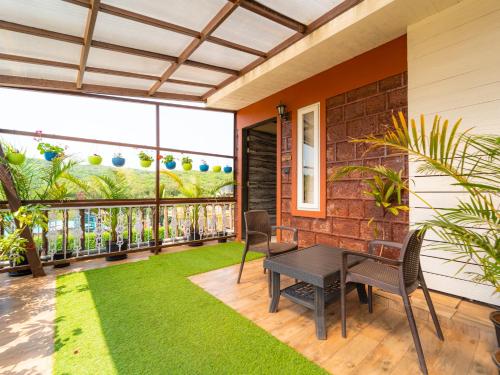 設施, Red Button Resort in 馬哈巴勒什瓦