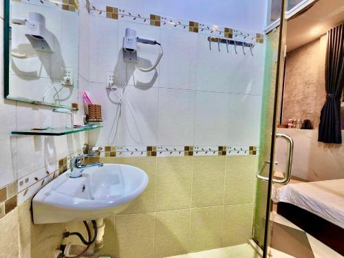 MES HOTEL - Ngay Bến Ninh Kiều - image 3