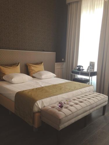 Apple Inn Hotel - image 3