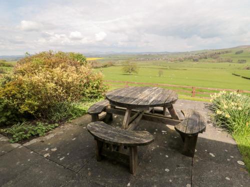 Forge Cottage - image 13