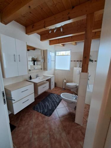 HM - Ferienhaus 3 Deluxe Krombachtalsperre Westerwald exklusive verbrauchte NK, Driedorf (fotografie 8)