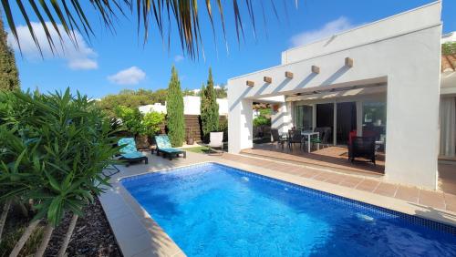  Villa Golf Las Colinas in Villacosta