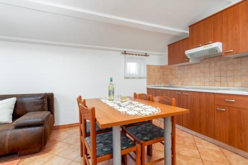 Apartment Medulin 2274a - main image