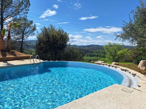 Hôtel restaurant Clos des Sullys Hotel de charme Saint-Christol-de-Rodières