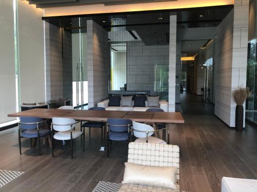 Andromeda Seaview Condo Near Beach
