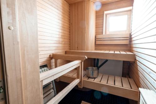 2ndhomes Stylish 1BR home with Balcony and Sauna in Kamppi Center